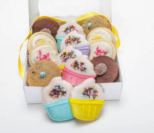 CUPCAKE COMBO BOX (12 Ct.)